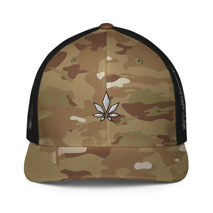 White And Black Weed Leaf Closed-back Trucker Cap