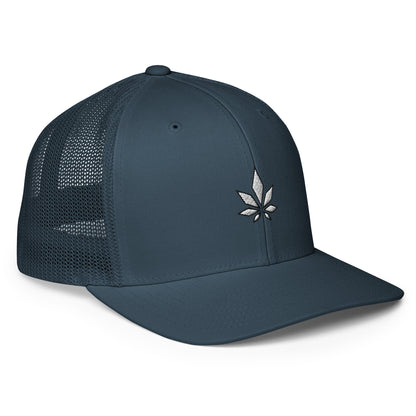 White And Black Weed Leaf Closed-back Trucker Cap